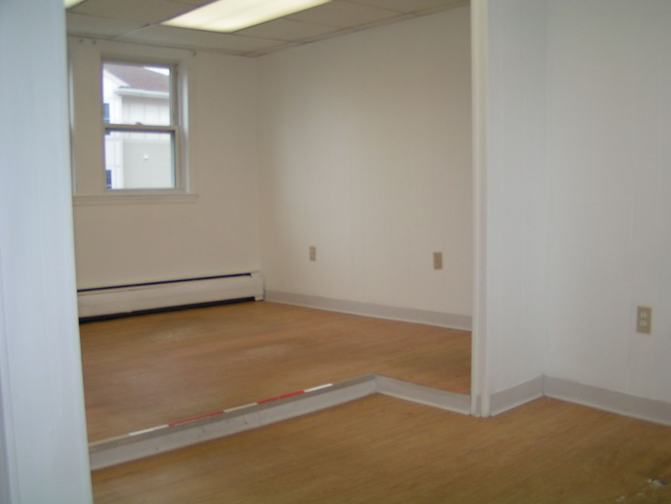18 Cottage St, Franklin, MA 02038